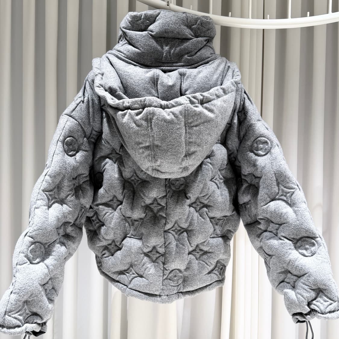 46 / 루이비통 모노그램 보이후드 푸퍼 패딩 자켓 상품이미지5