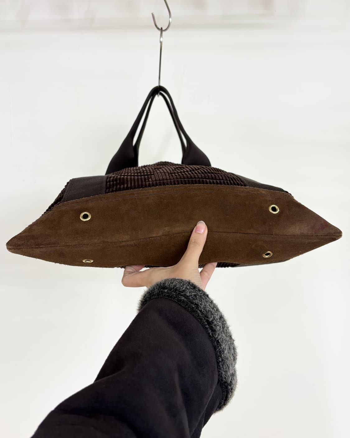 입생로랑 브라운 코듀로이 토트백 상품이미지7