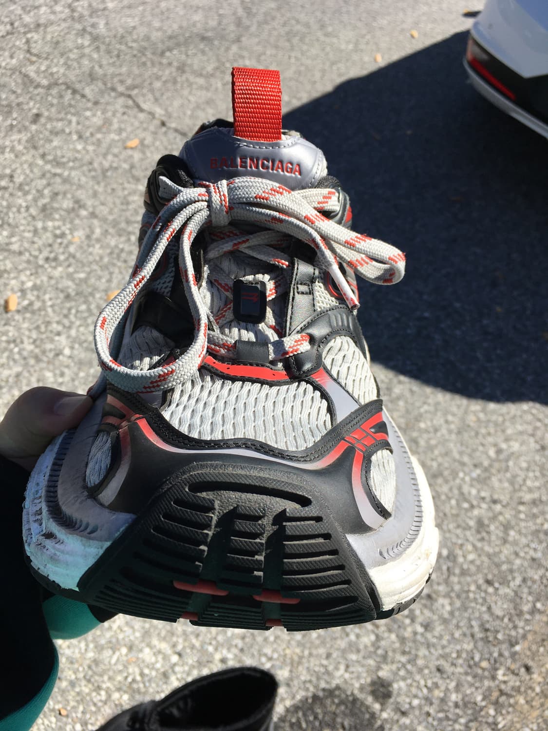 발렌시아가 10XL 그레이 레드 상품이미지8