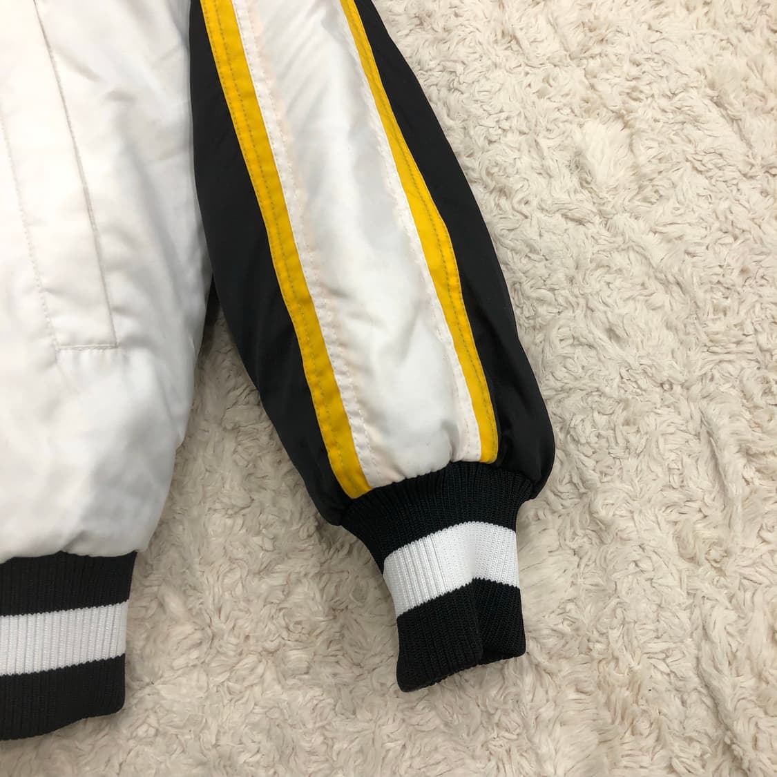 데상트 스타디움 베이스볼 바시티 점퍼 상품이미지3