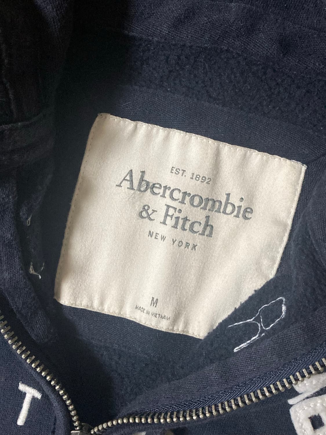 (핏대장템!!)아베크롬비 딱붙 후드집업 다크네이비 m 상품이미지2