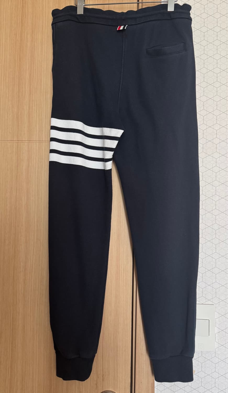 톰브라운 긴바지  상품이미지2