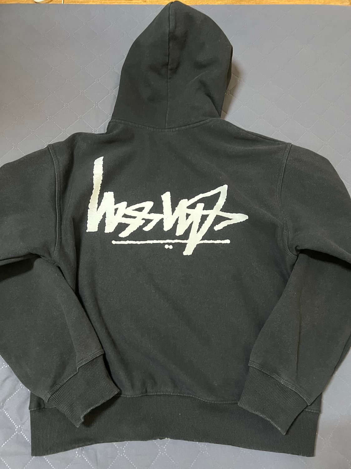 스투시 플립 후드집업 상품이미지1