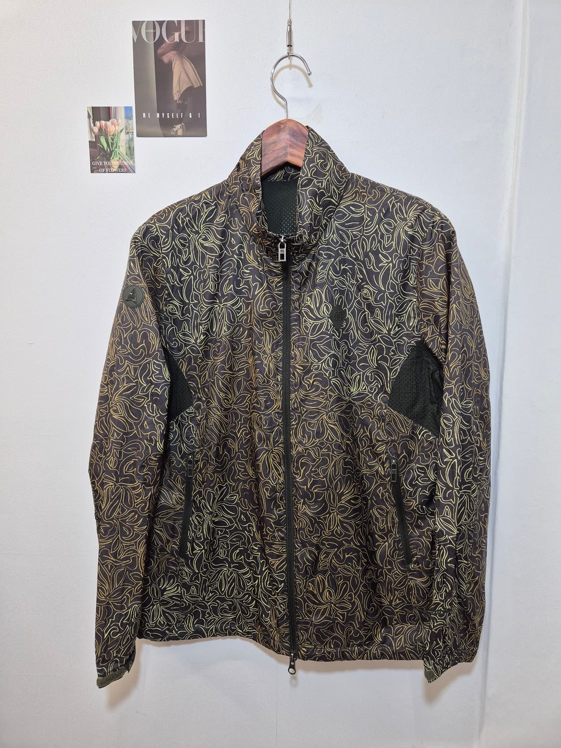 코오롱  멋진 패턴 바람막이 100
사이즈   상품이미지1