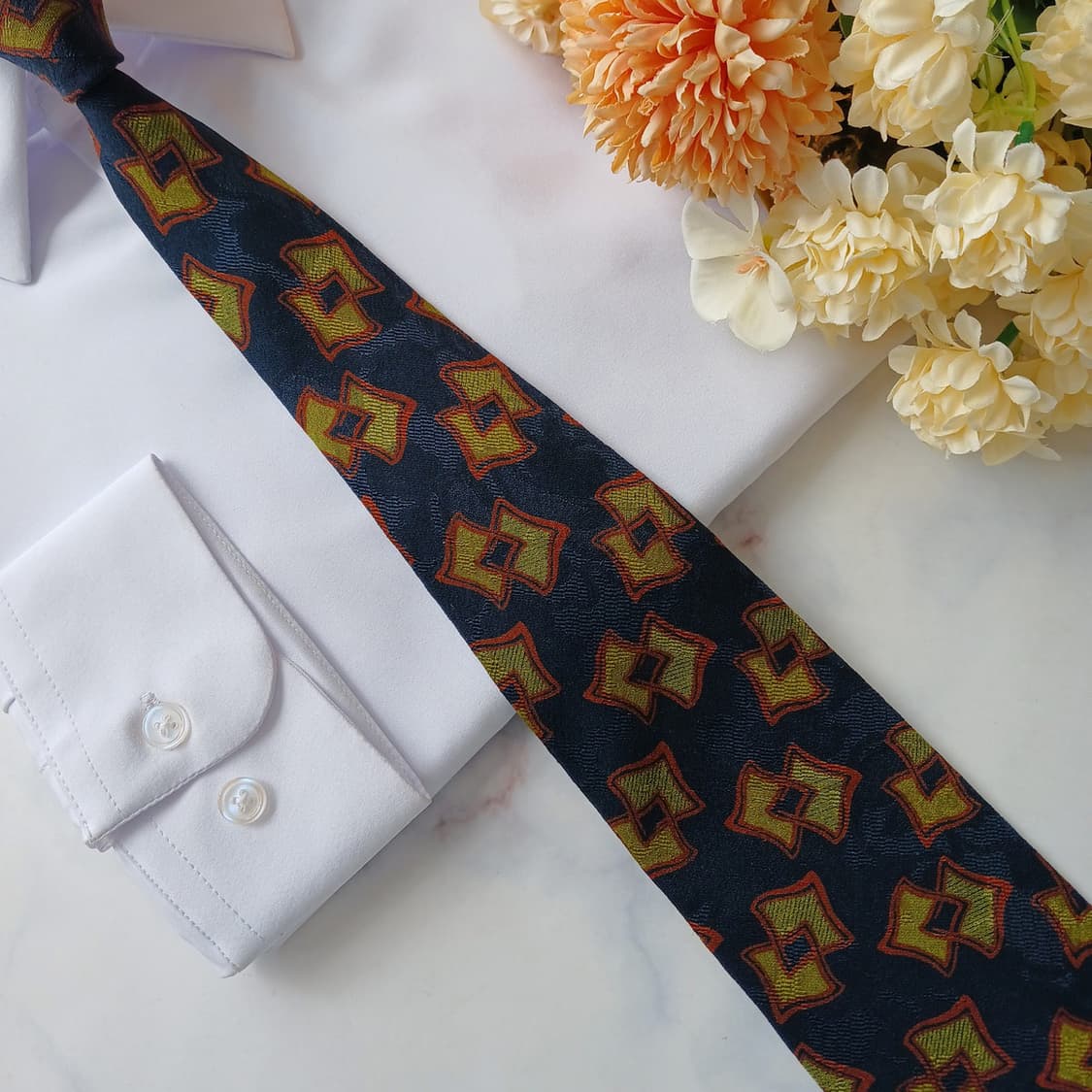 조르지오 아르마니 네이비 기하 패턴 넥타이 9.5cm A+등급 G26
 상품이미지6