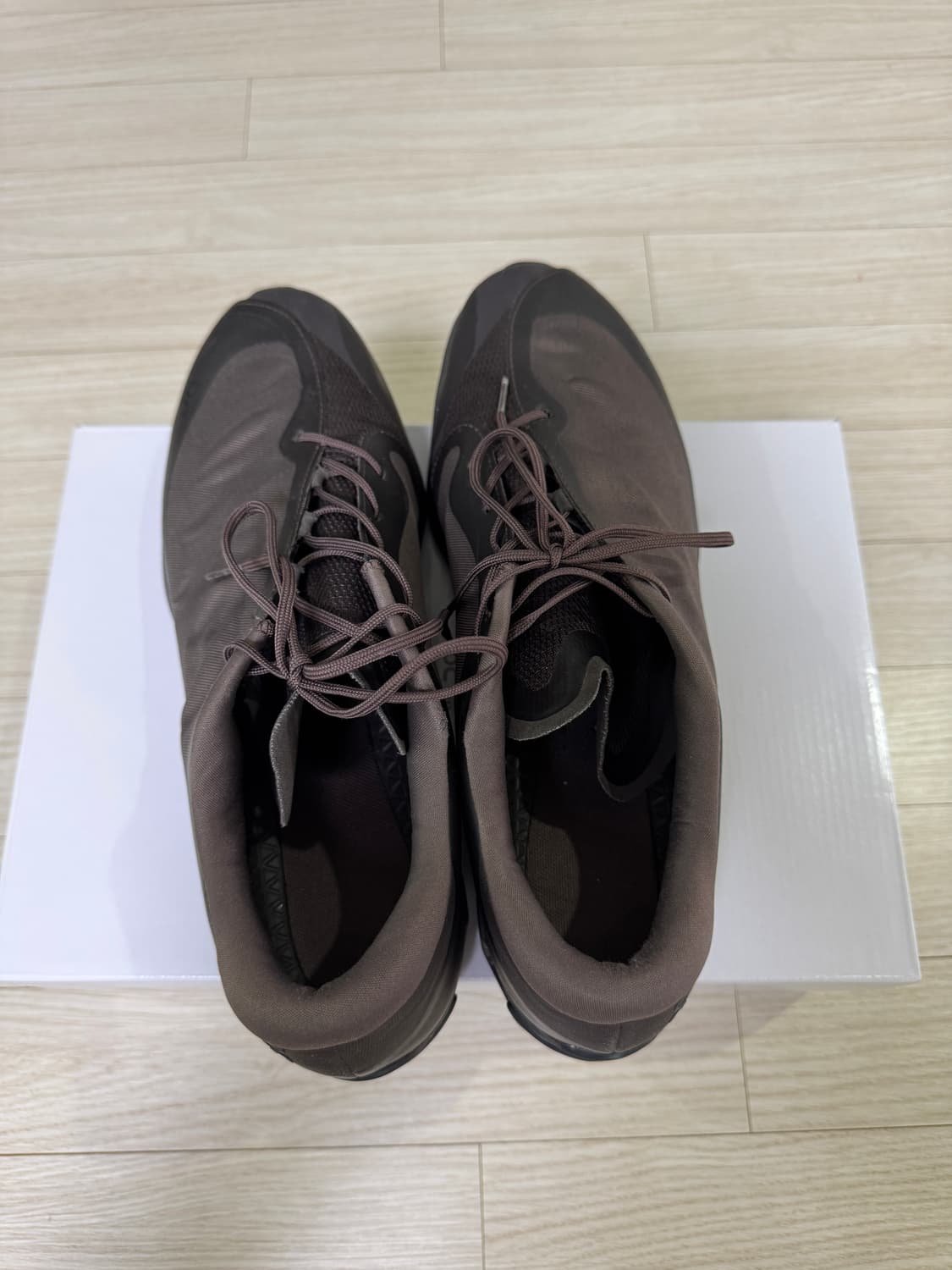 온러닝 파프 클라우드벤쳐 카카오 에스프레소 285 상품이미지4