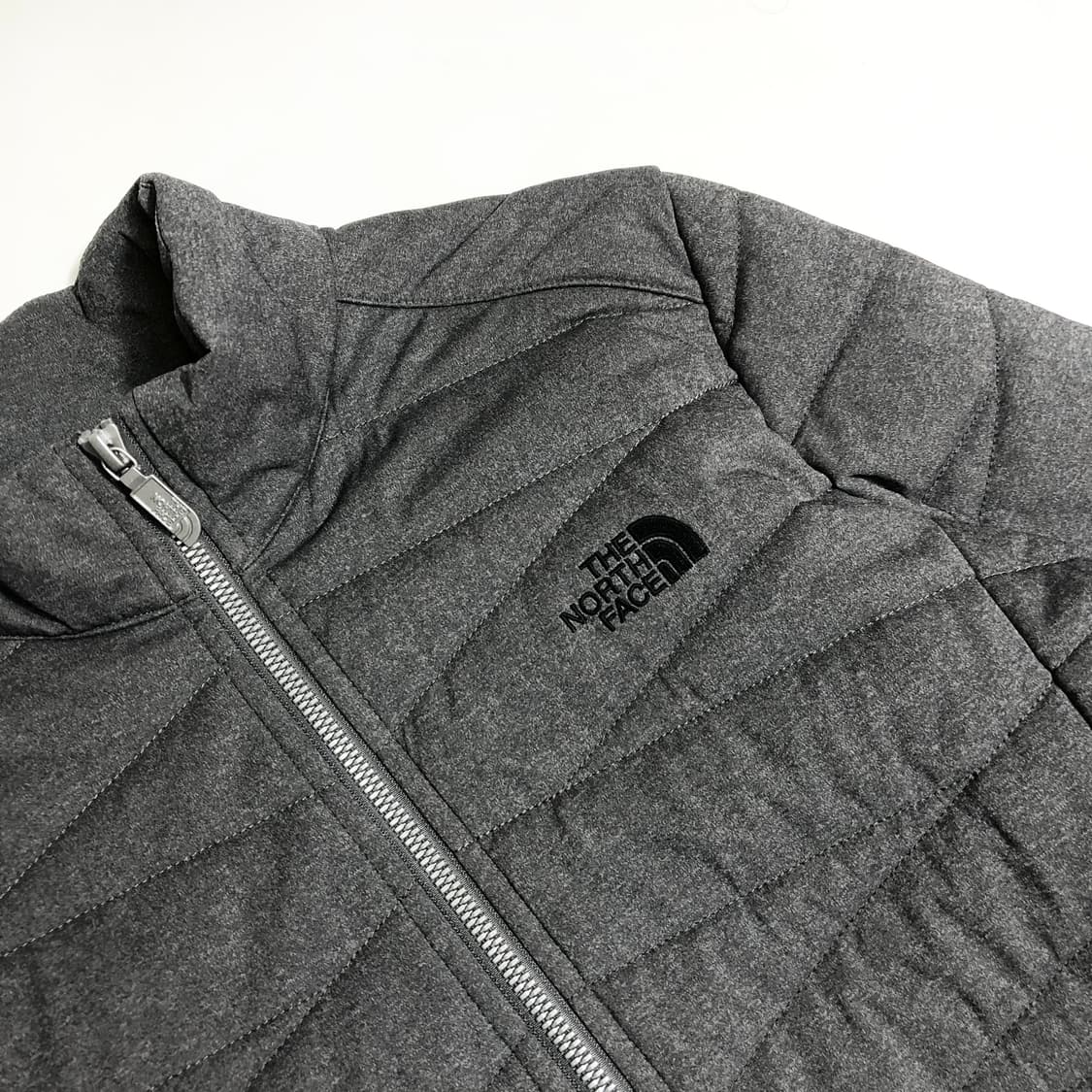 노스페이스 VX 경량패딩 우먼 S 상품이미지4