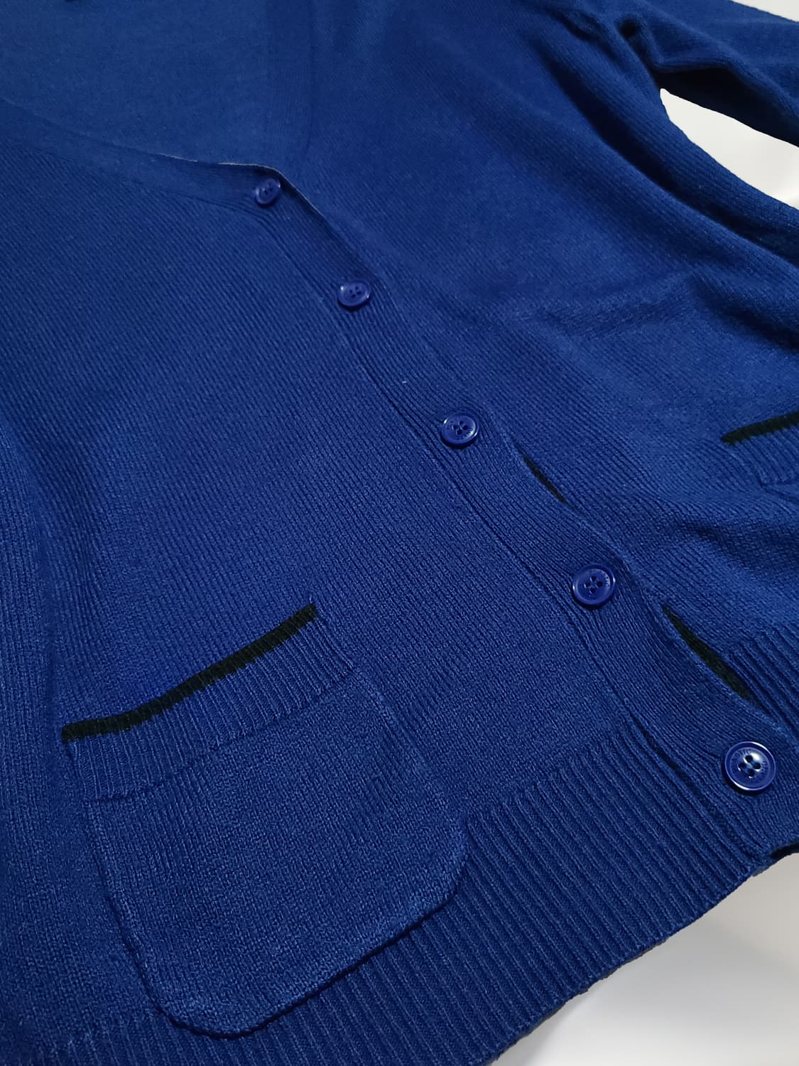 플라스틱아일랜드(PLASTIC ISLAND) 블루 브이넥 가디건 상품이미지3