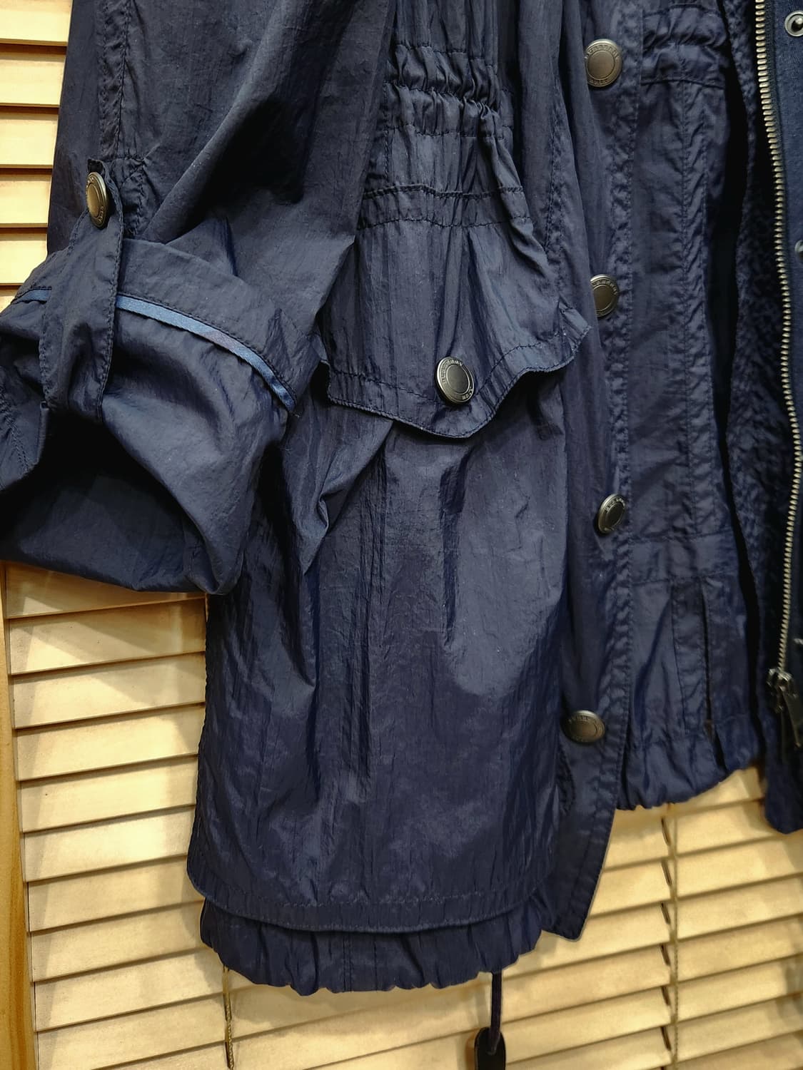 버버리 여성 하프 바람막이 점퍼 상품이미지3