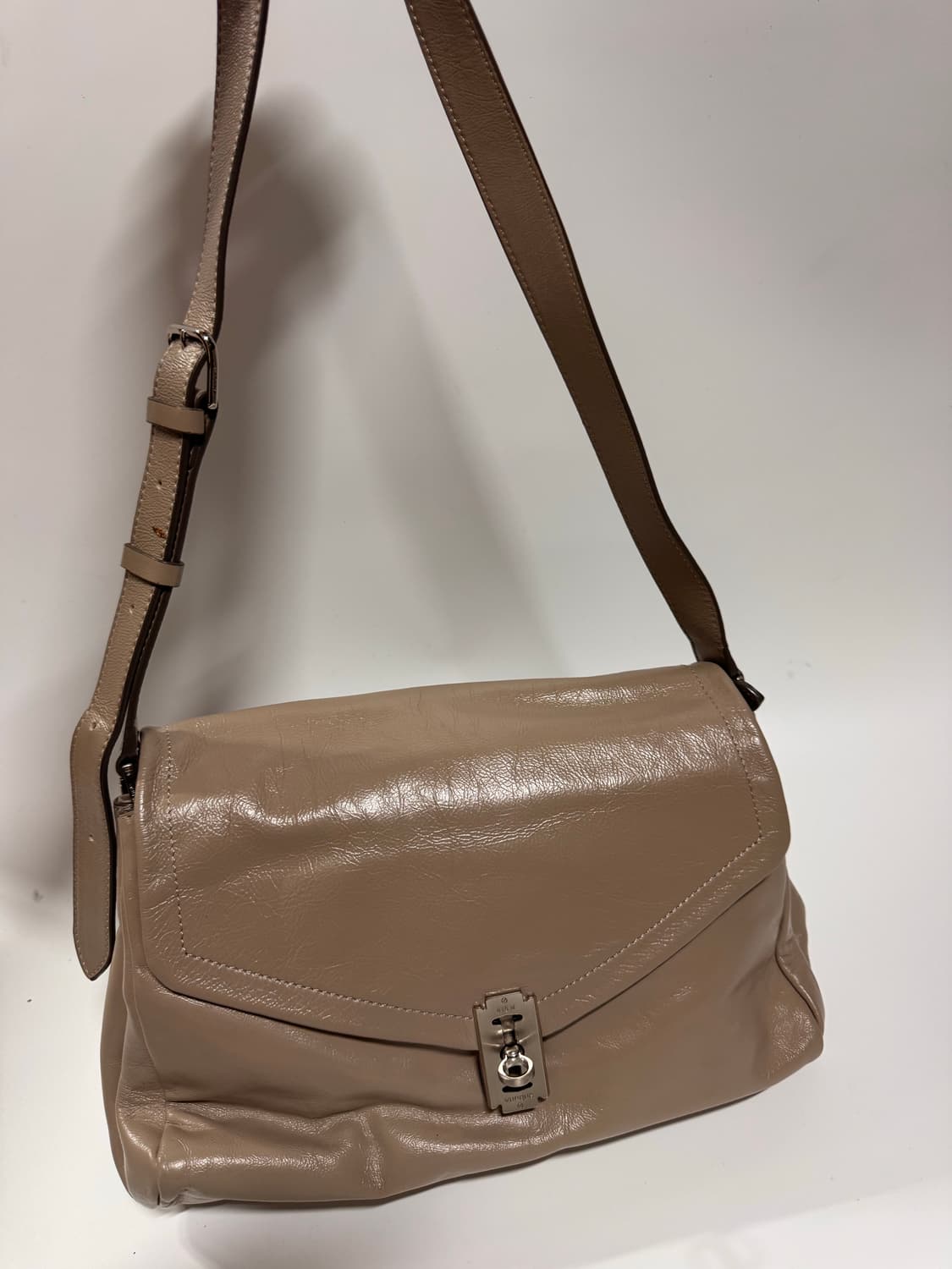 분크 오캄 두 숄더백 베이지 M 상품이미지1