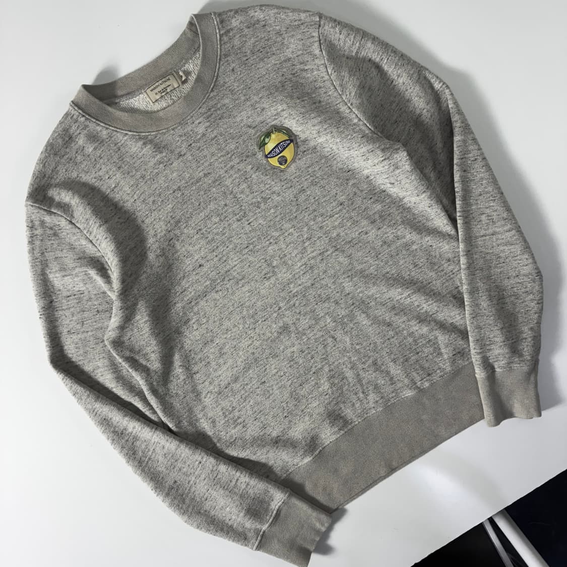 Masion Kitsune 메종키츠네 11주년 레몬 스웻맨투맨 상품이미지2