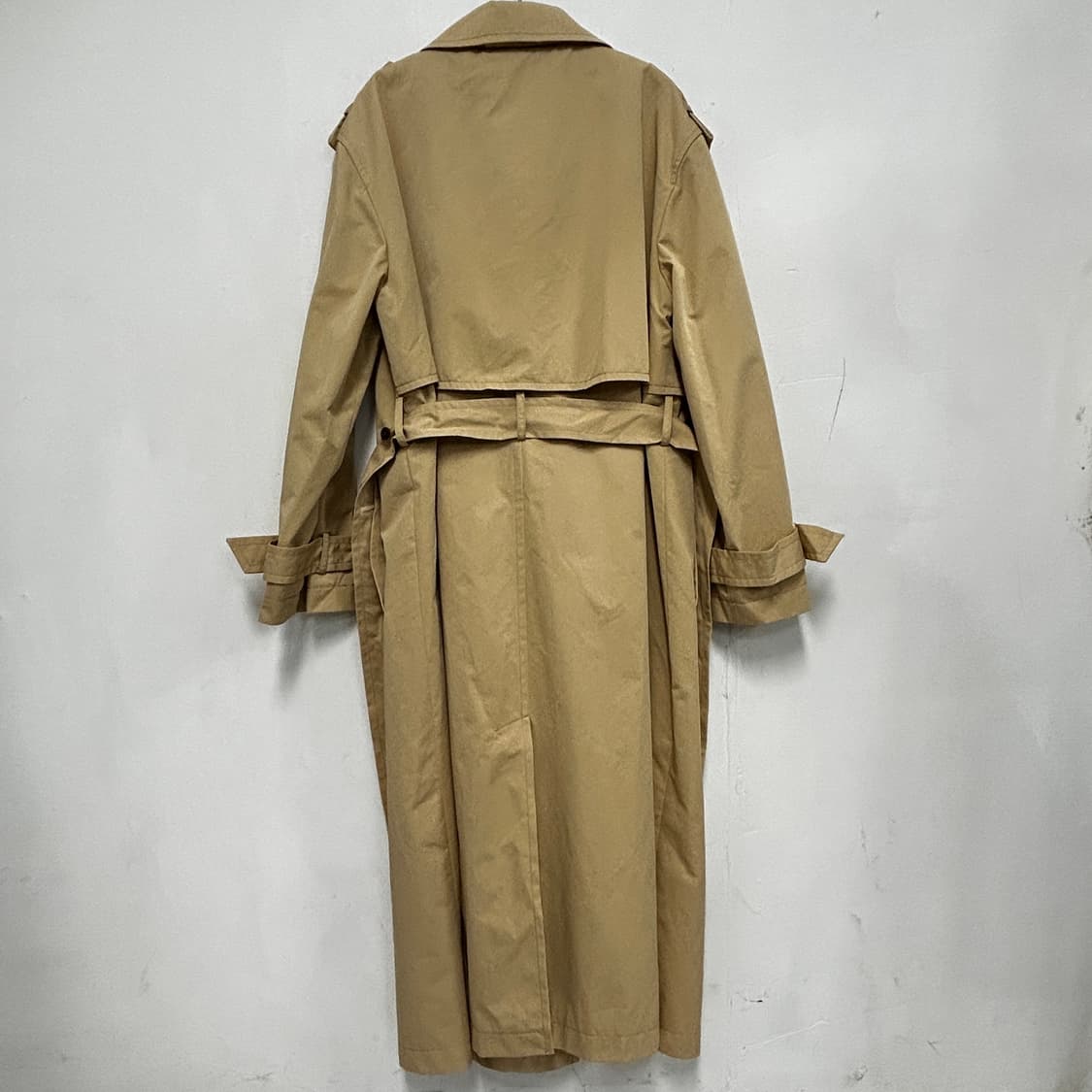 루에브르 베이지 트렌치코트 상품이미지3