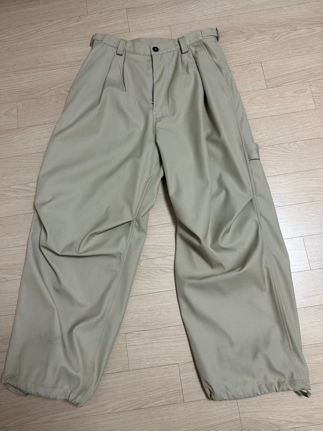 카미엔 코인서울 247 올데이 슬랙스 베이지 상품이미지3