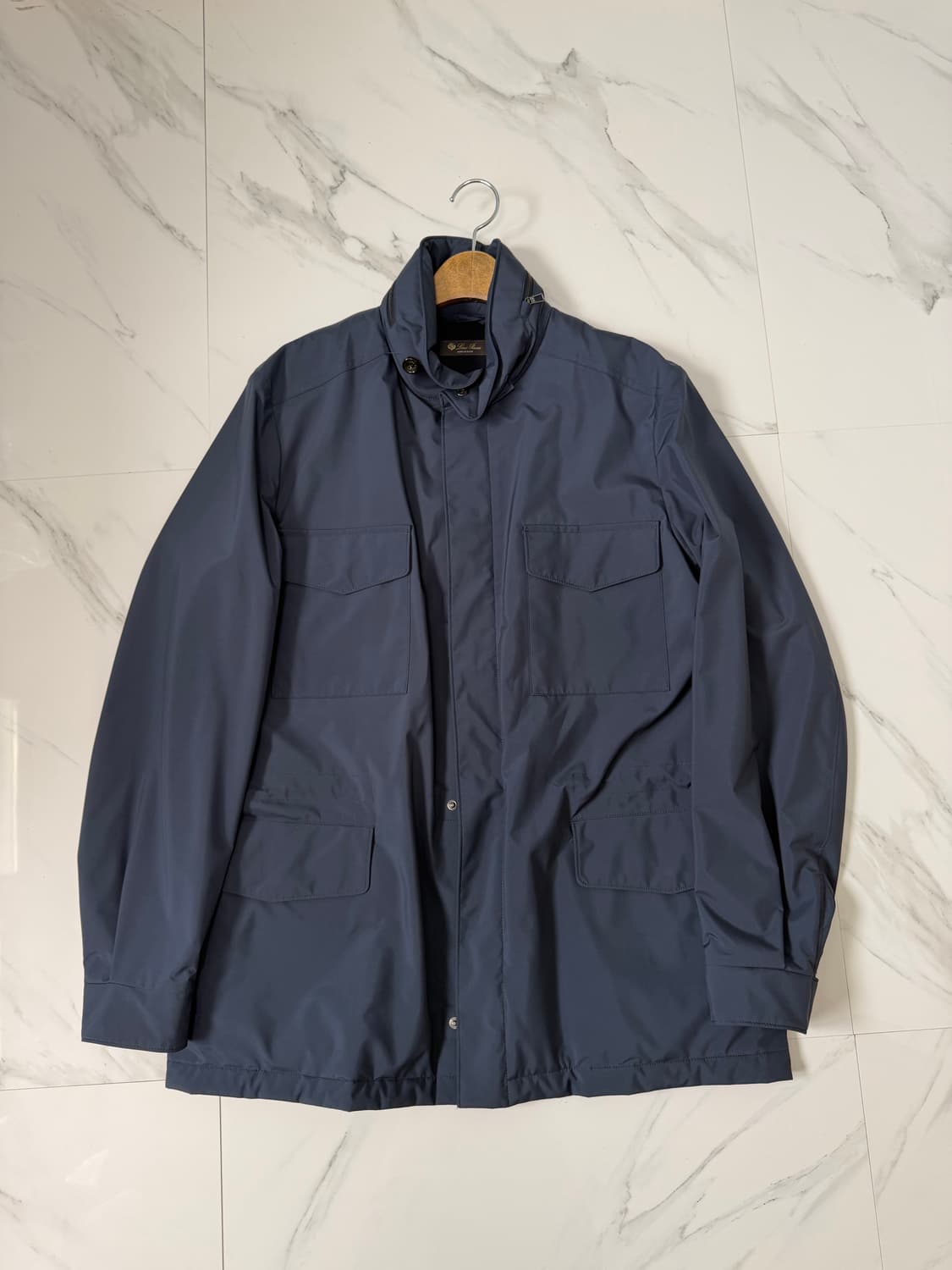 로로피아나 트래블러 필드 자켓 50 상품이미지1