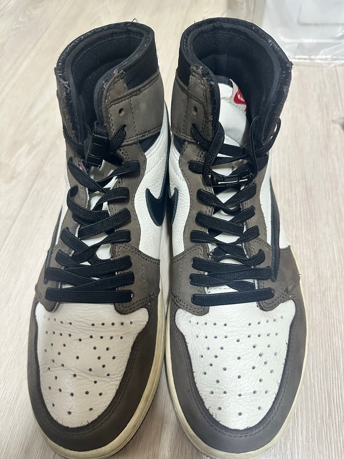 조던 1 x 트래비스 스캇 레트로 하이 OG SP 모카 280 상품이미지1