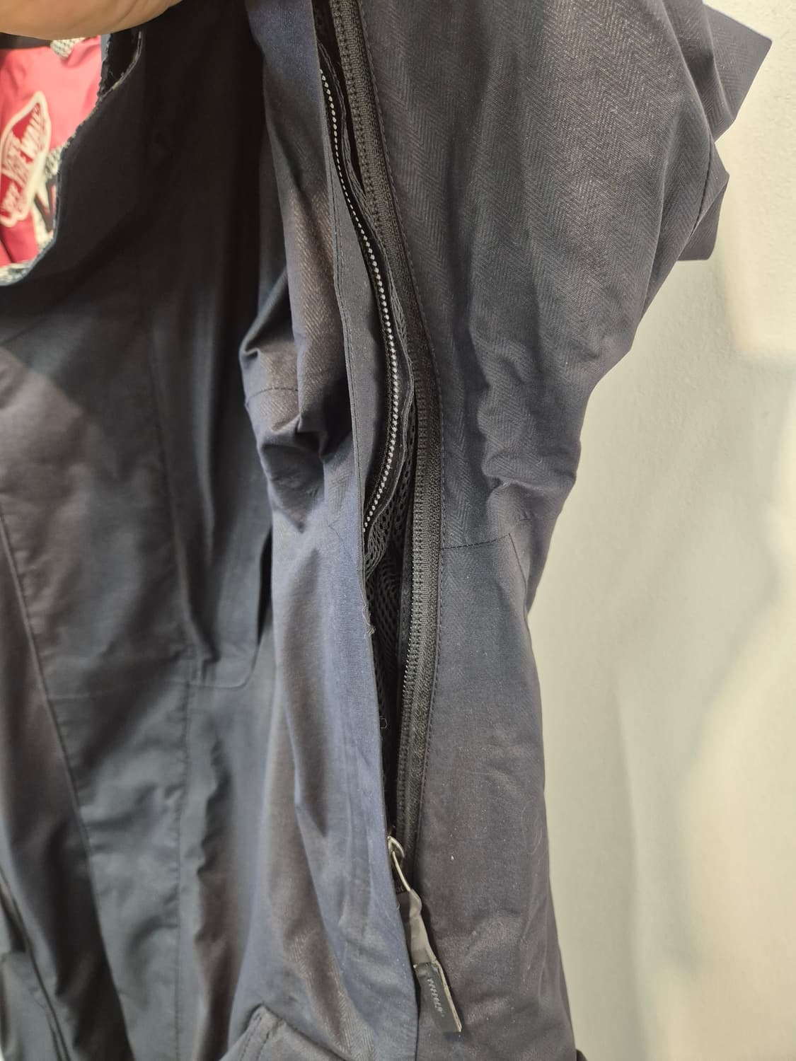 VANS 브랜드의 여성용 자켓  S
사이즈  상품이미지4