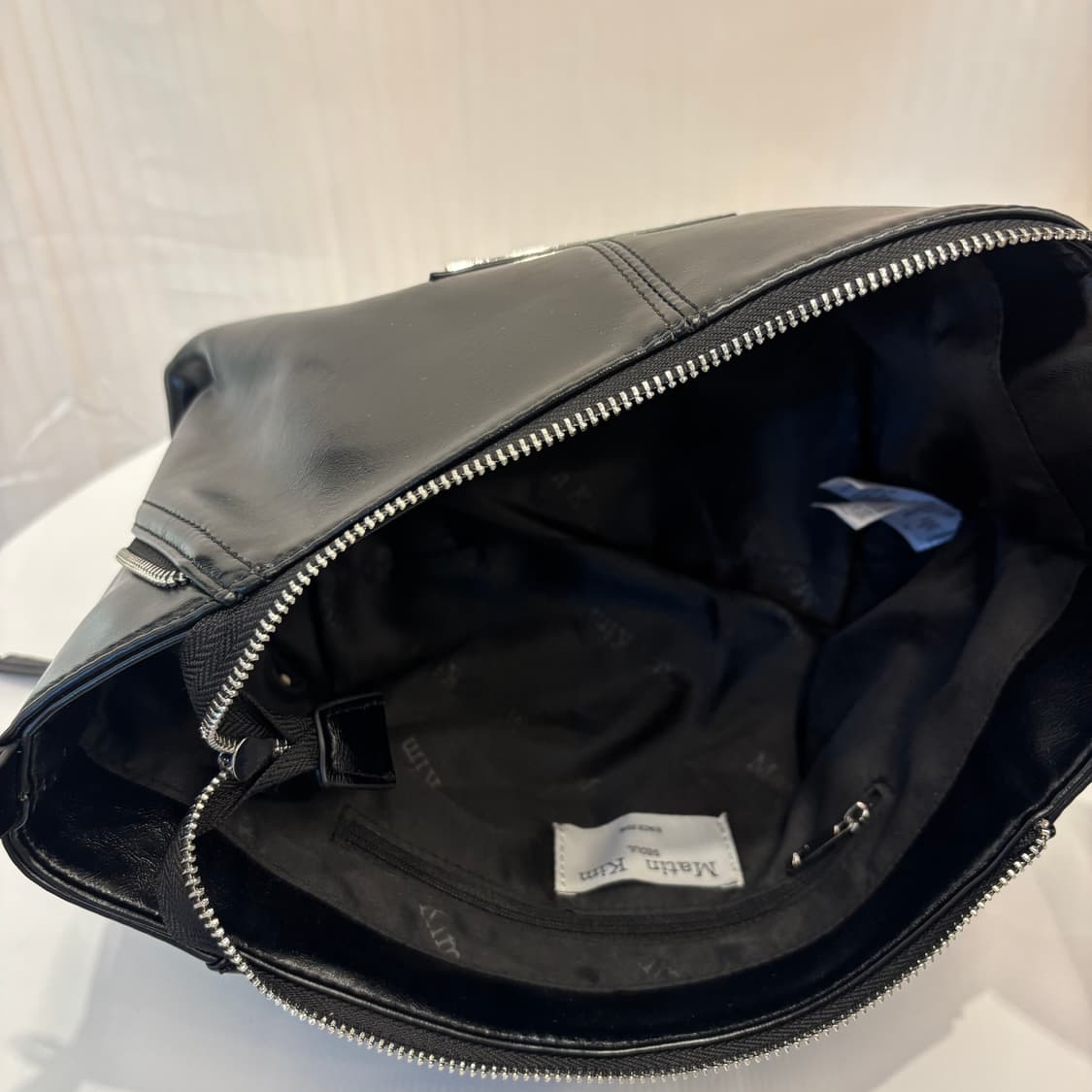 정품 마뗑킴 사이드지퍼 숄더백     상품이미지7