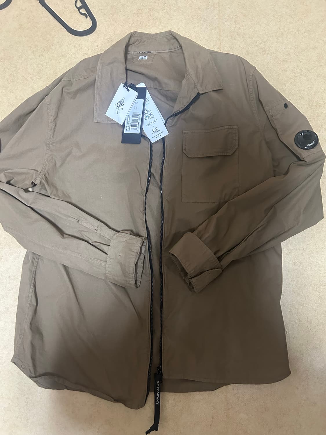 (새상품) CP컴퍼니 셔츠 자켓 상품이미지1