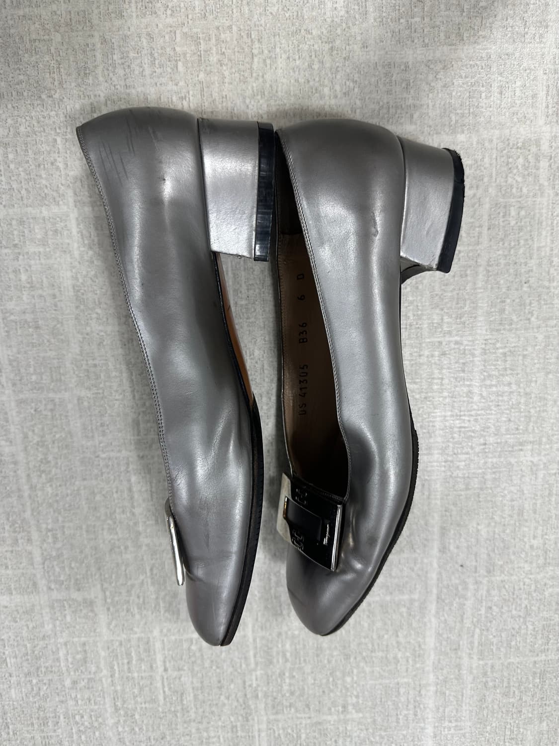 36) 페레가모 Buckled  Loafers 상품이미지6