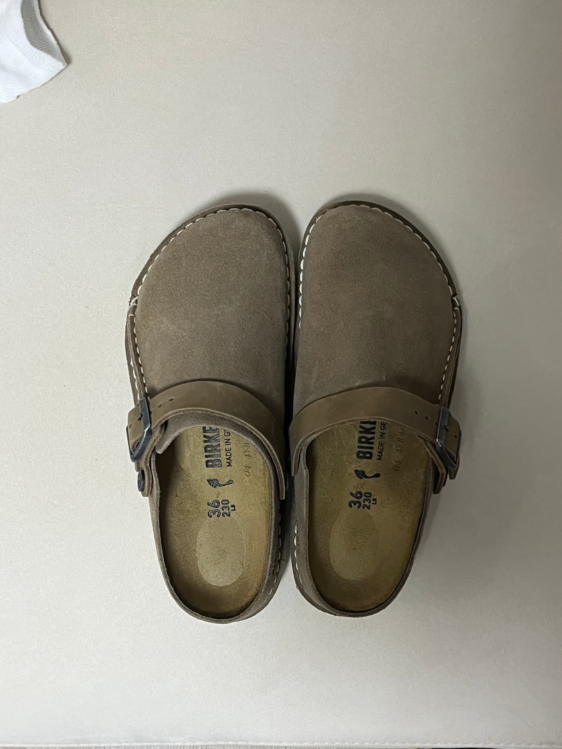 버켄스탁 루트리 프리미엄 스웨이드 그레이 타우페 상품이미지1