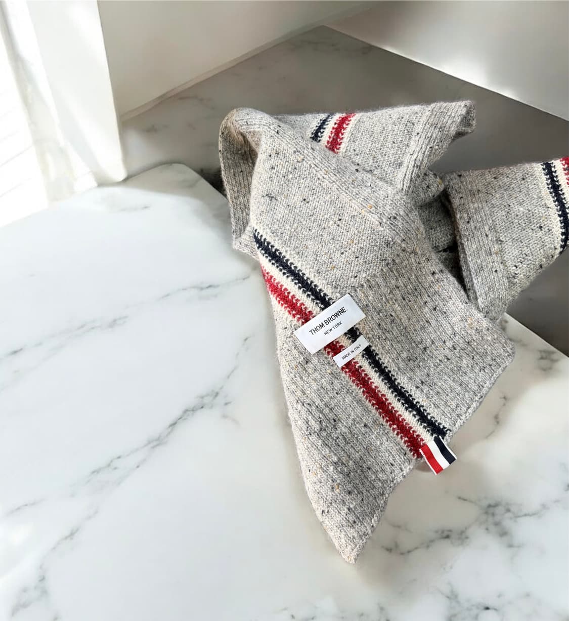 톰브라운 모헤어 3선 스웻 머플러.목도리 상품이미지5