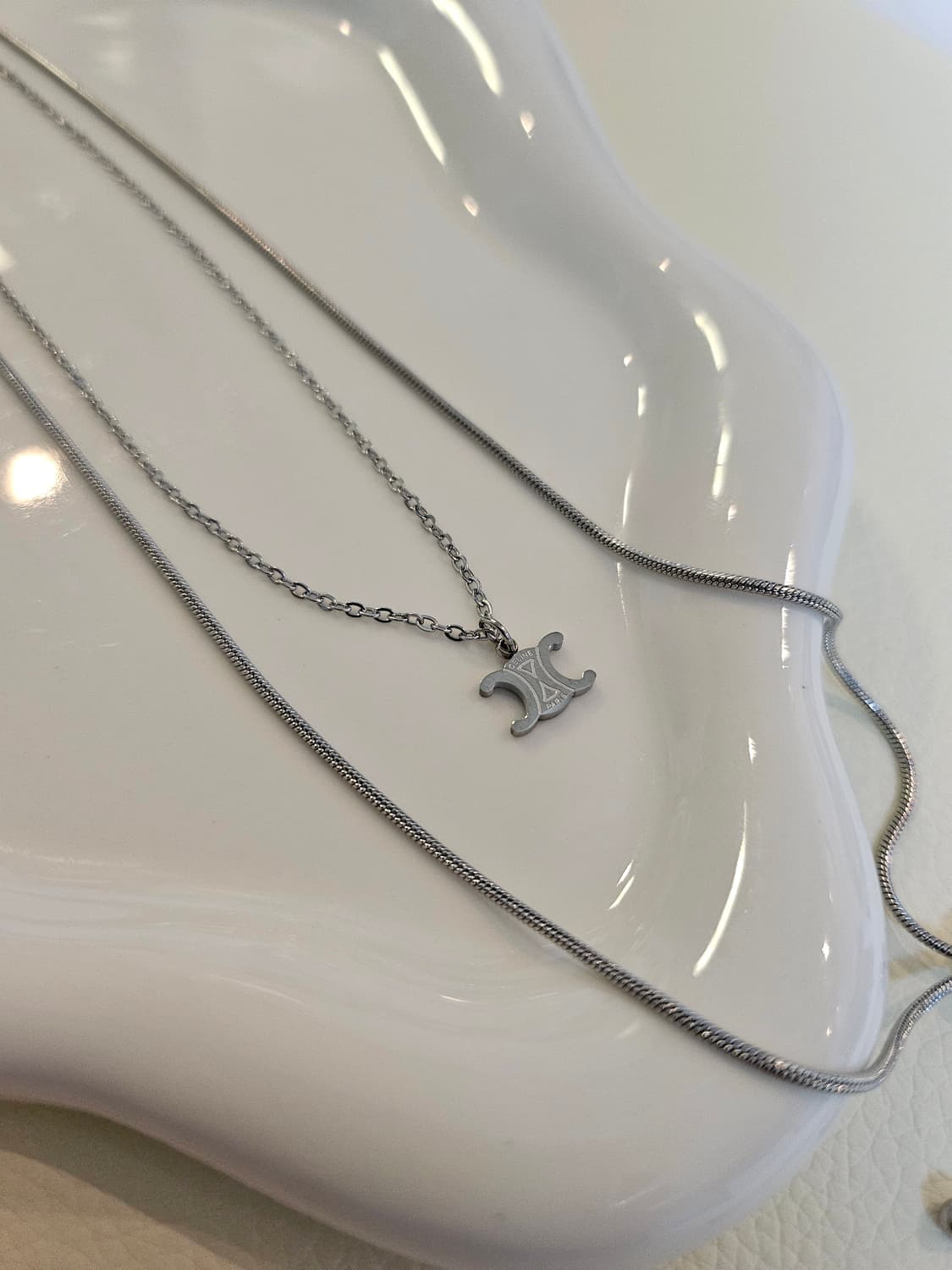 셀린느 업사이클링 두줄 레이어드 은장 목걸이 상품이미지1