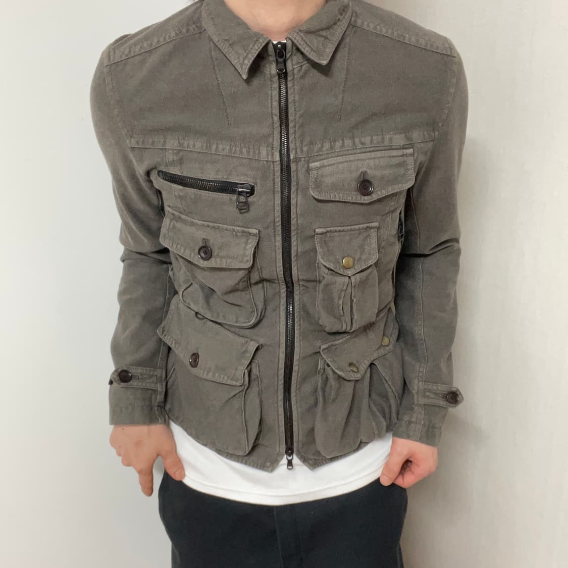 MULTI POCKET UTILITY JACKET 상품이미지1