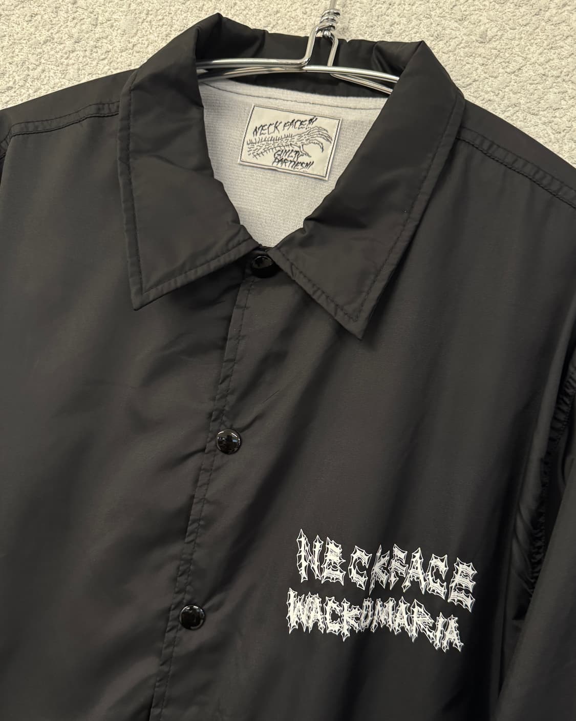 와코마리아 넥페이스 코치자켓 상품이미지1