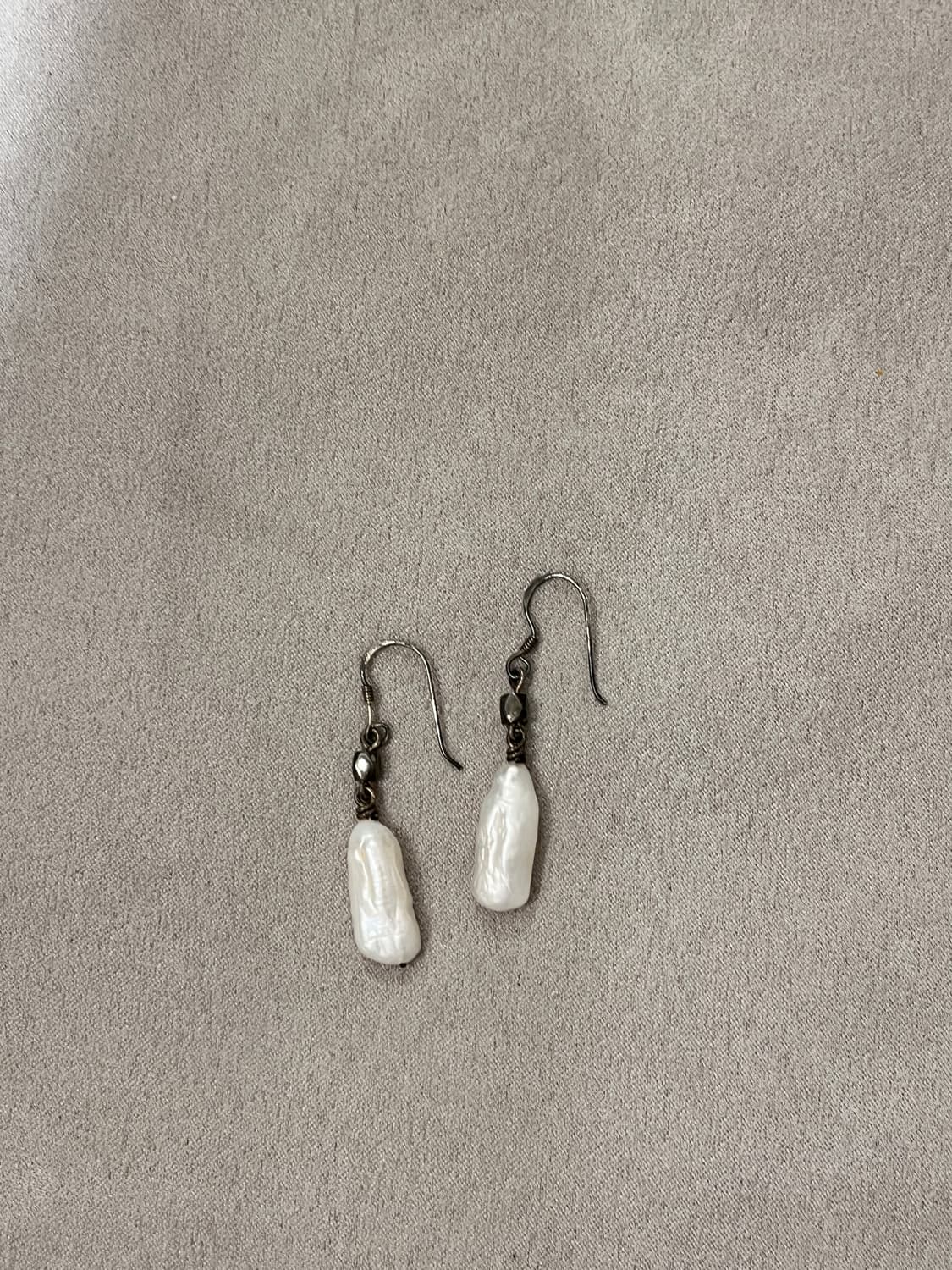 실버 담수진주 드롭 귀걸이 상품이미지1