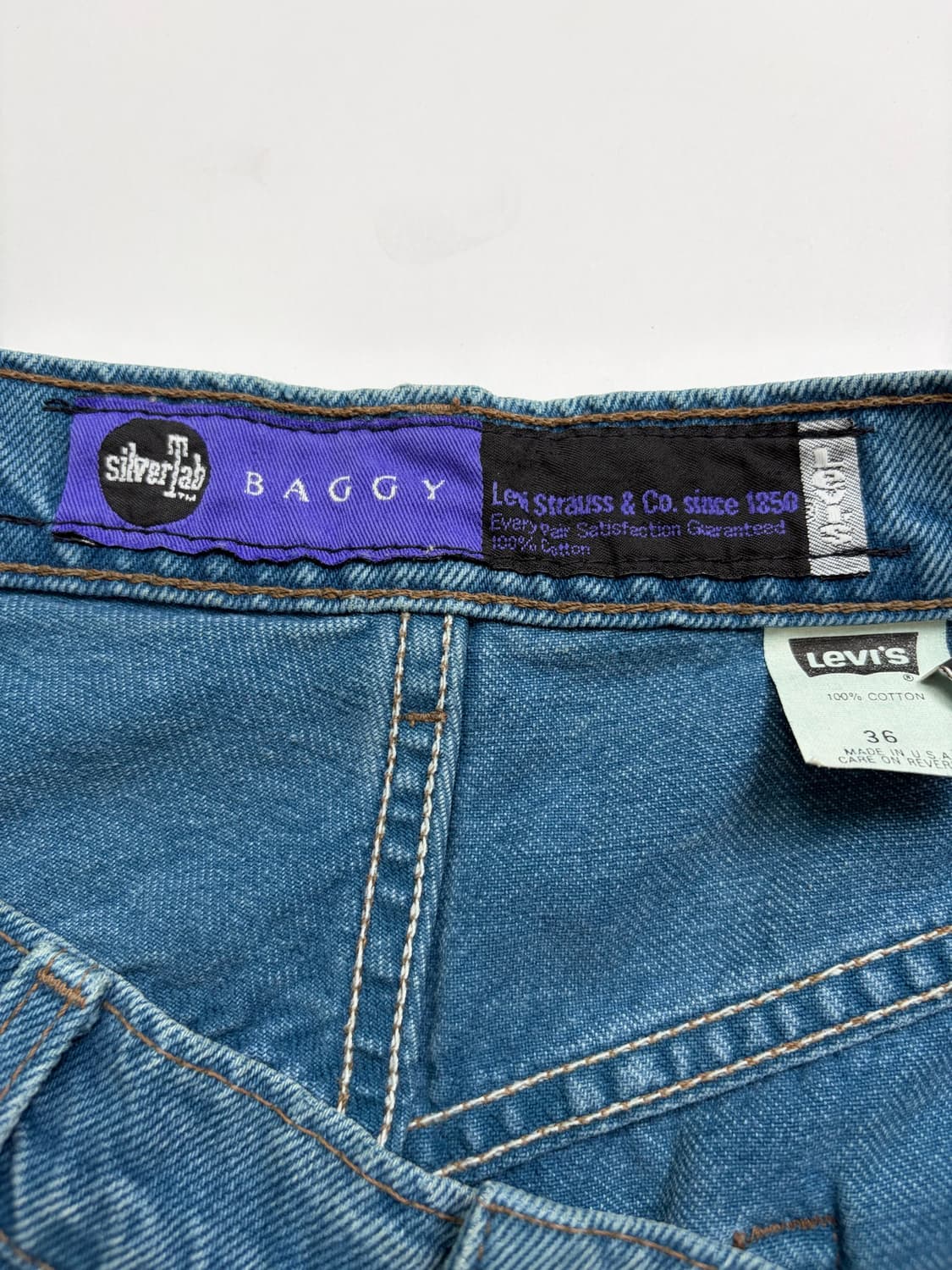 90s Levi’s SilverTab Shorts (blue) 상품이미지5