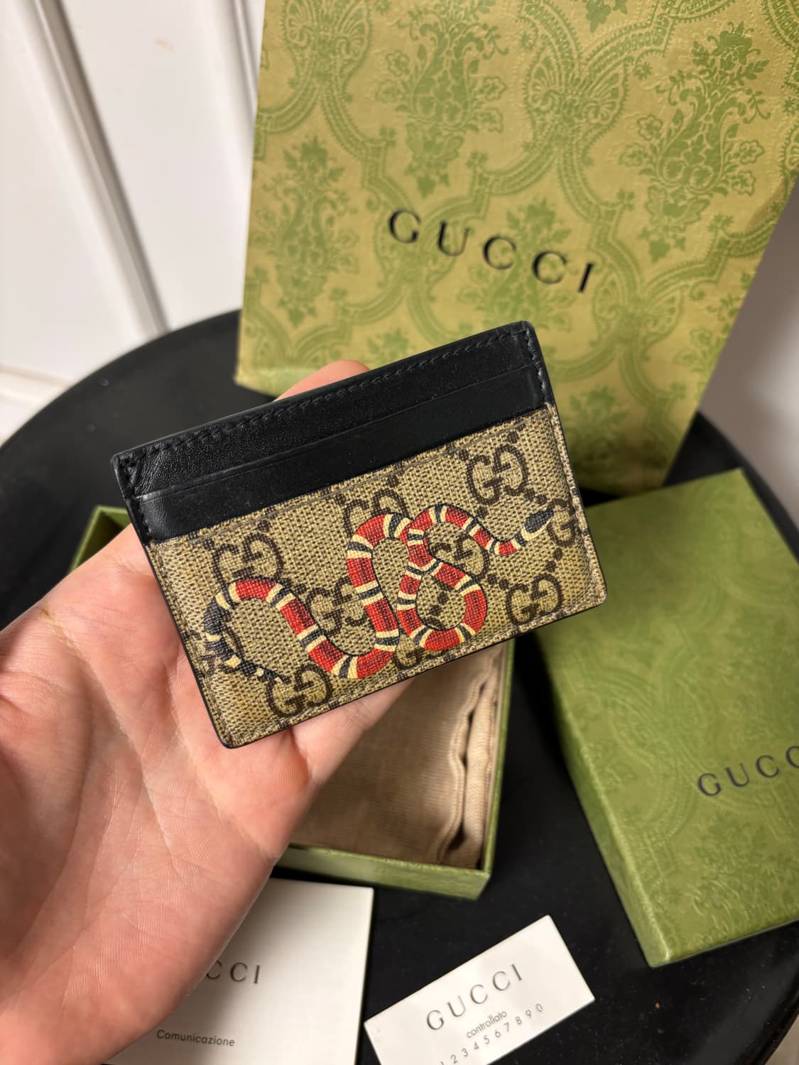 구찌 킹스네이크 카드지갑 GG 수프림 상품이미지1