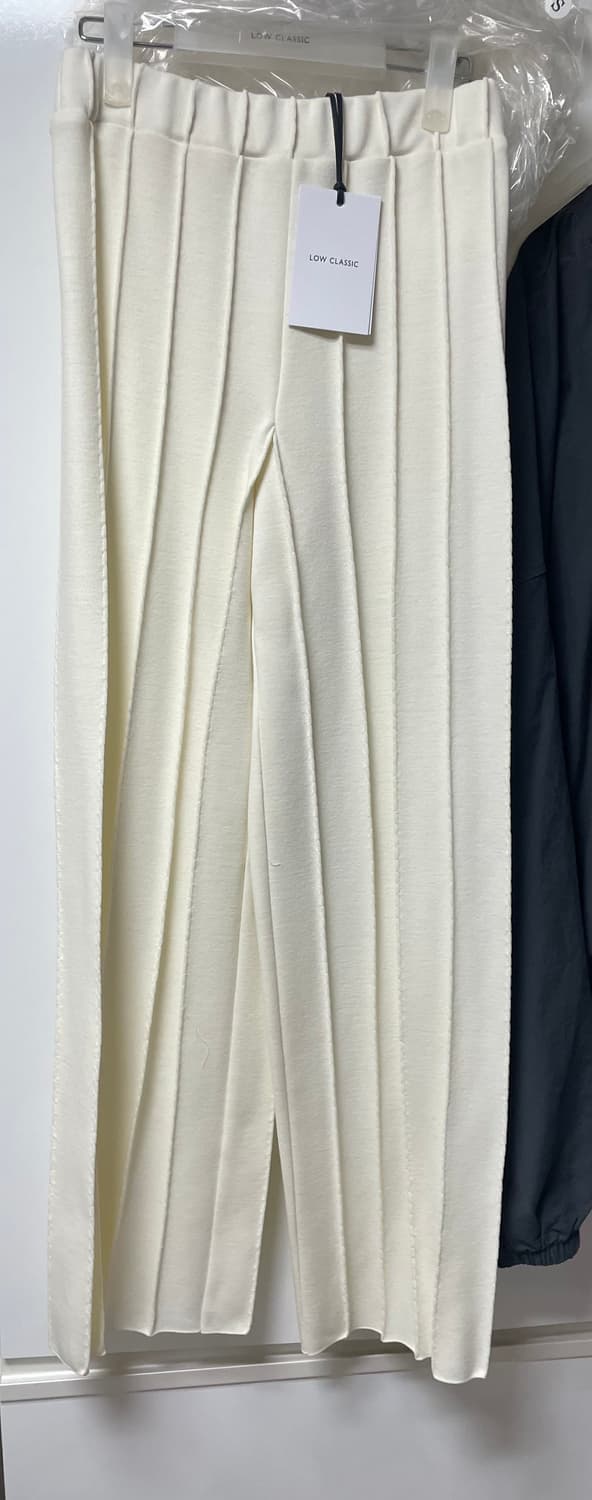 LOW CLASSIC JERSEY EMBROIDERY PANTS 상품이미지4