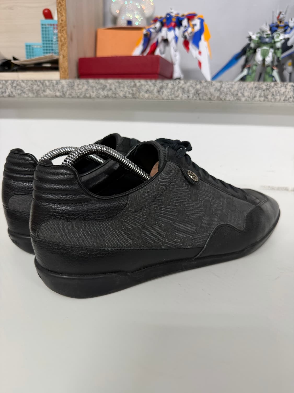 정품) 구찌 마몬트 GG로고 남성 스니커즈 새제품급 8.5 상품이미지5