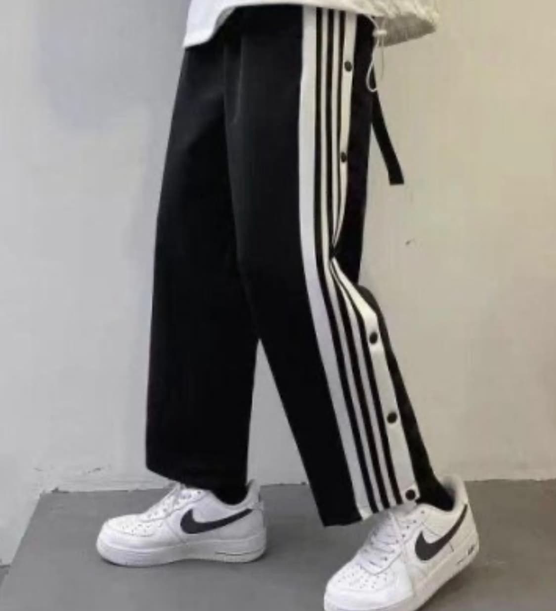 아디다스 삼선 옆트임 똑딱이 트레이닝팬츠 상품이미지1