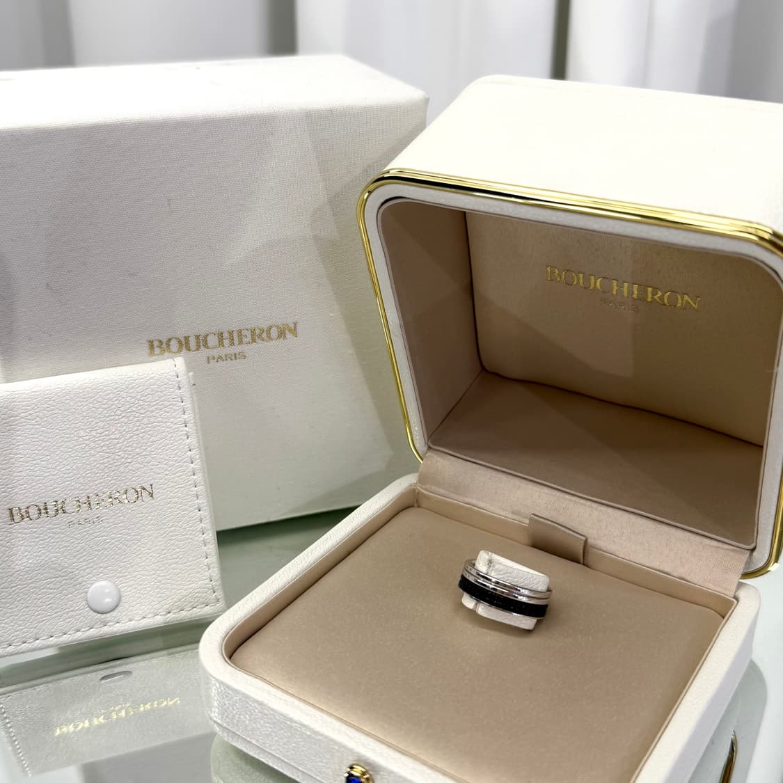 [정품] 부쉐론 콰트로 블랙 에디션 웨딩 밴드 라지 모델 상품이미지1