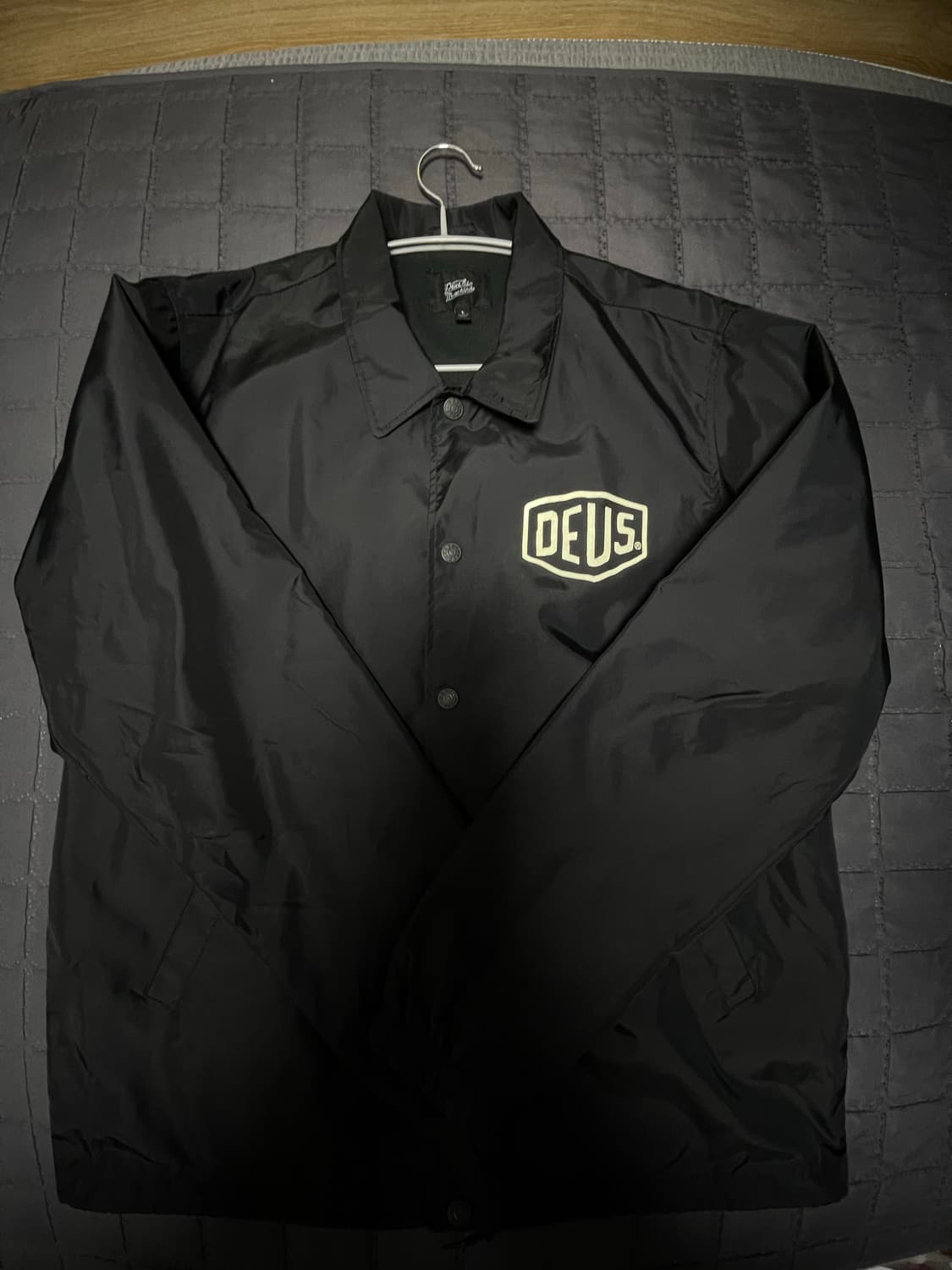 데우스 코치 자켓 상품이미지1
