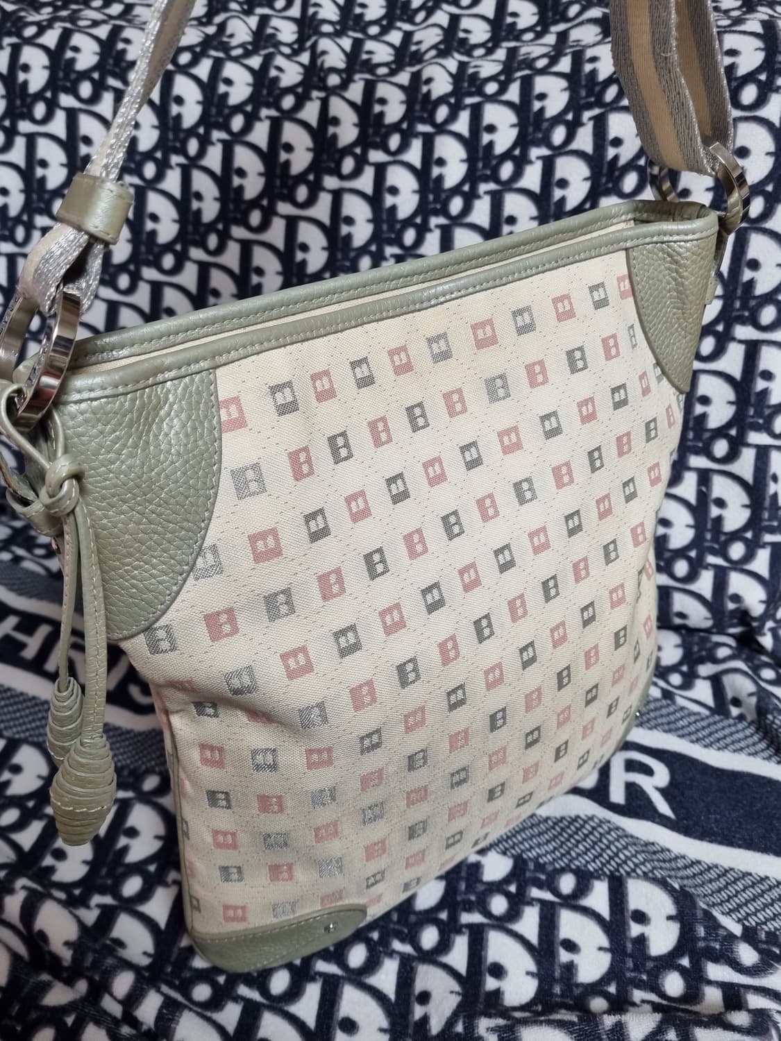 정품) 발리 크로스백  상품이미지3