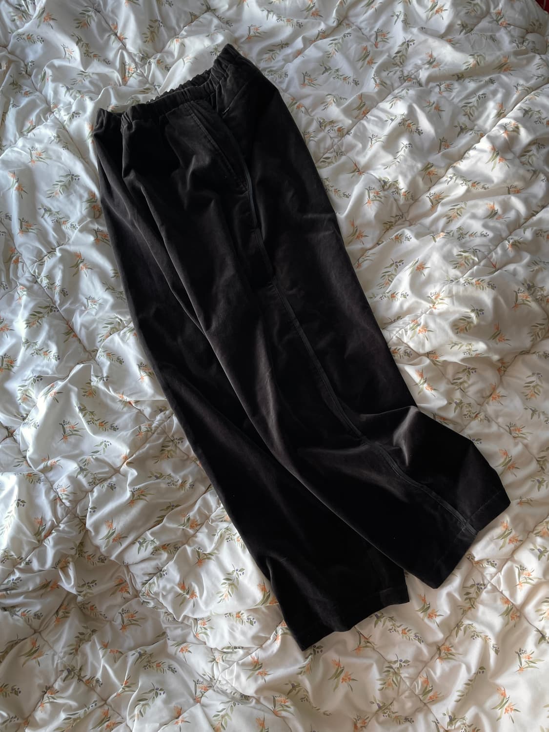 마티앤선즈 25AW 벨벳 트레이닝 팬츠 2사이즈 상품이미지1