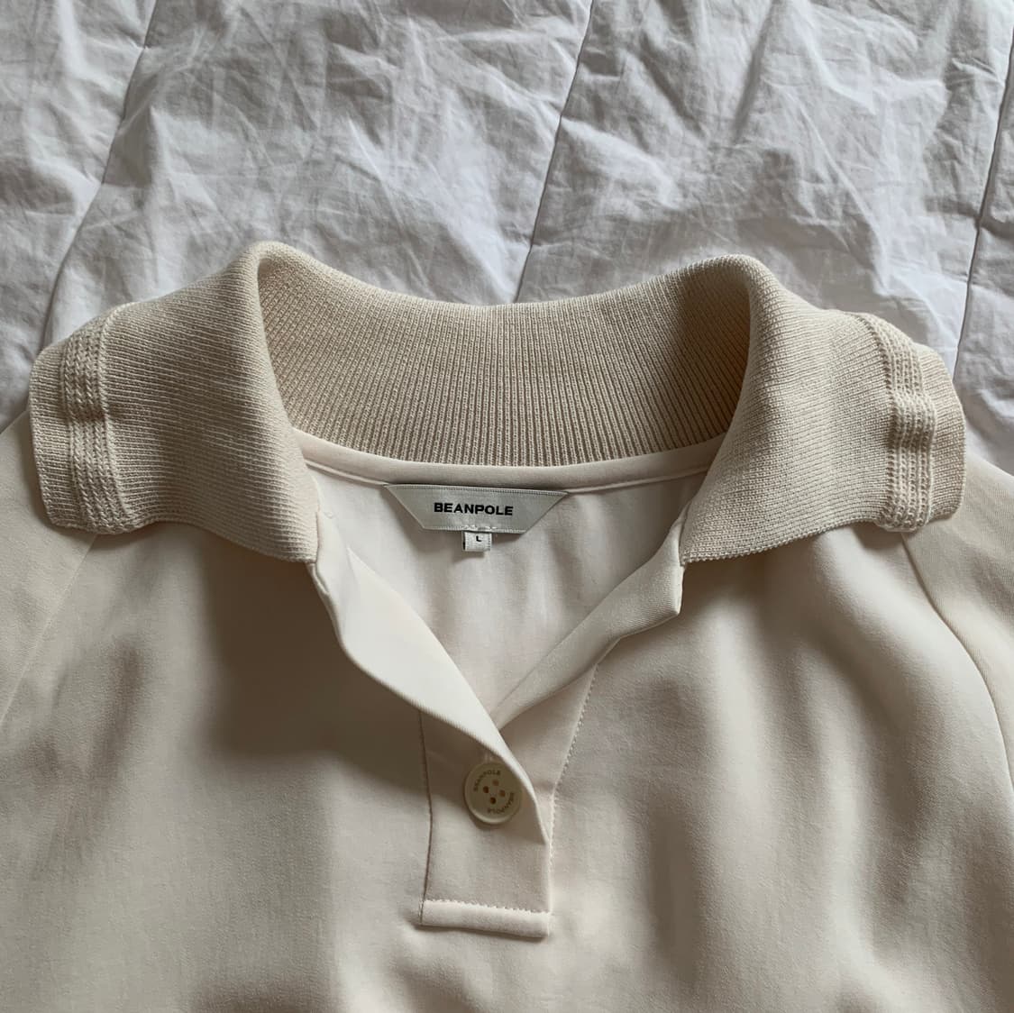 빈폴 BEANPOLE 니트 배색 오픈 카라 블라우스 상품이미지4