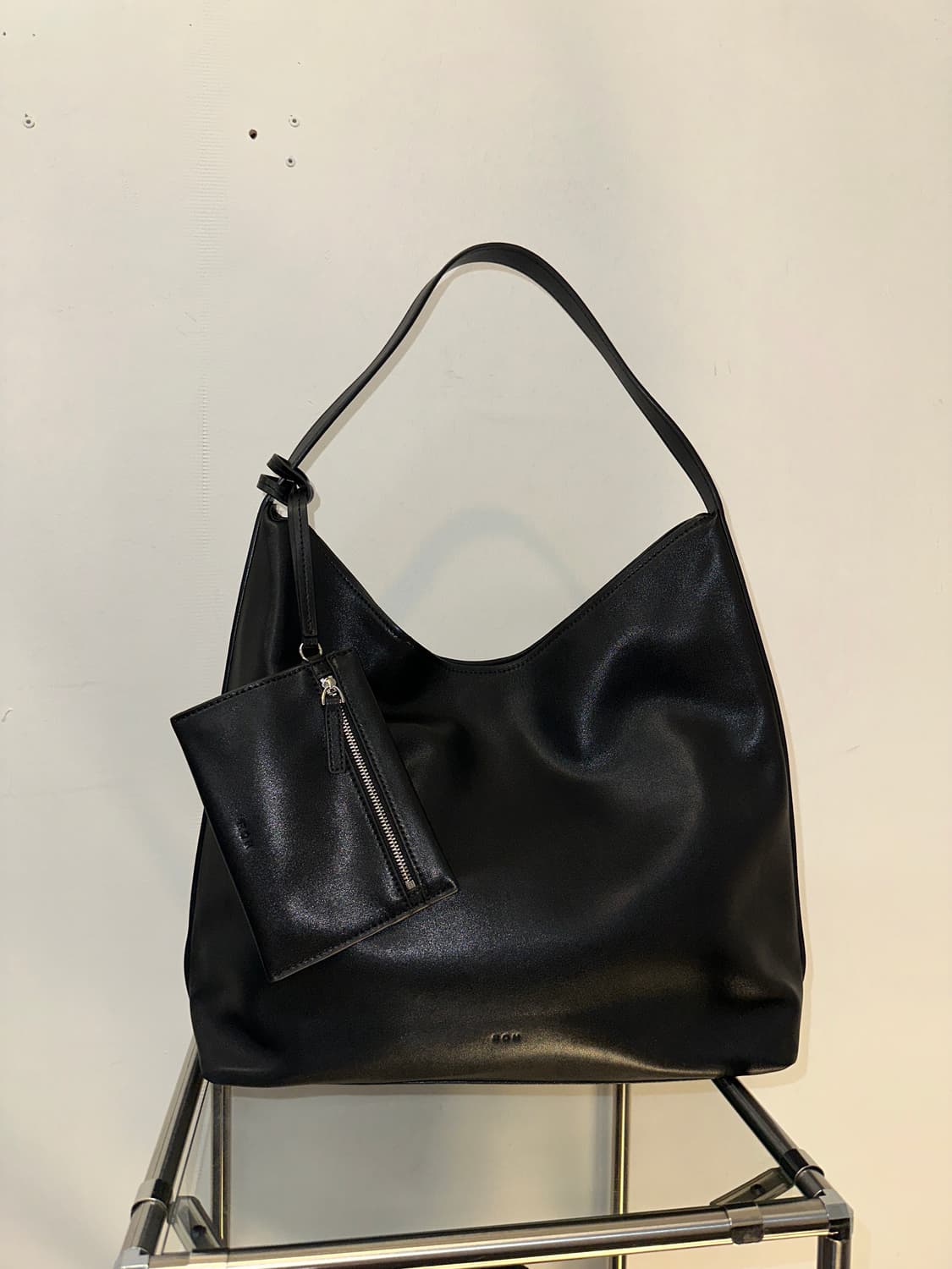 로서울 호보백 블랙 소가죽 상품이미지1