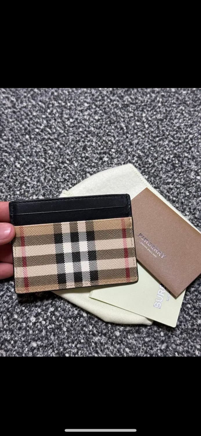 버버리 카드지갑 상품이미지1