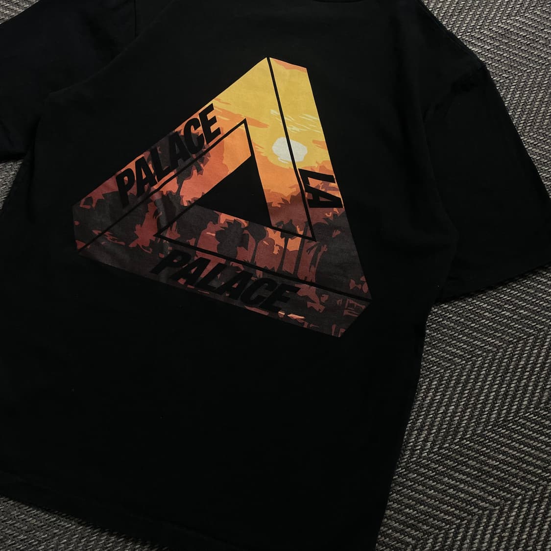 팔라스 트라이 빅로고 반팔 티셔츠 블랙 y 4582 상품이미지3