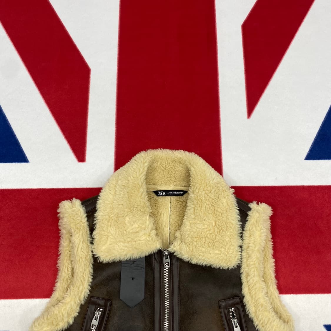 자라 베스트 무스탕 여성 XS 실측 44-55 상품이미지3