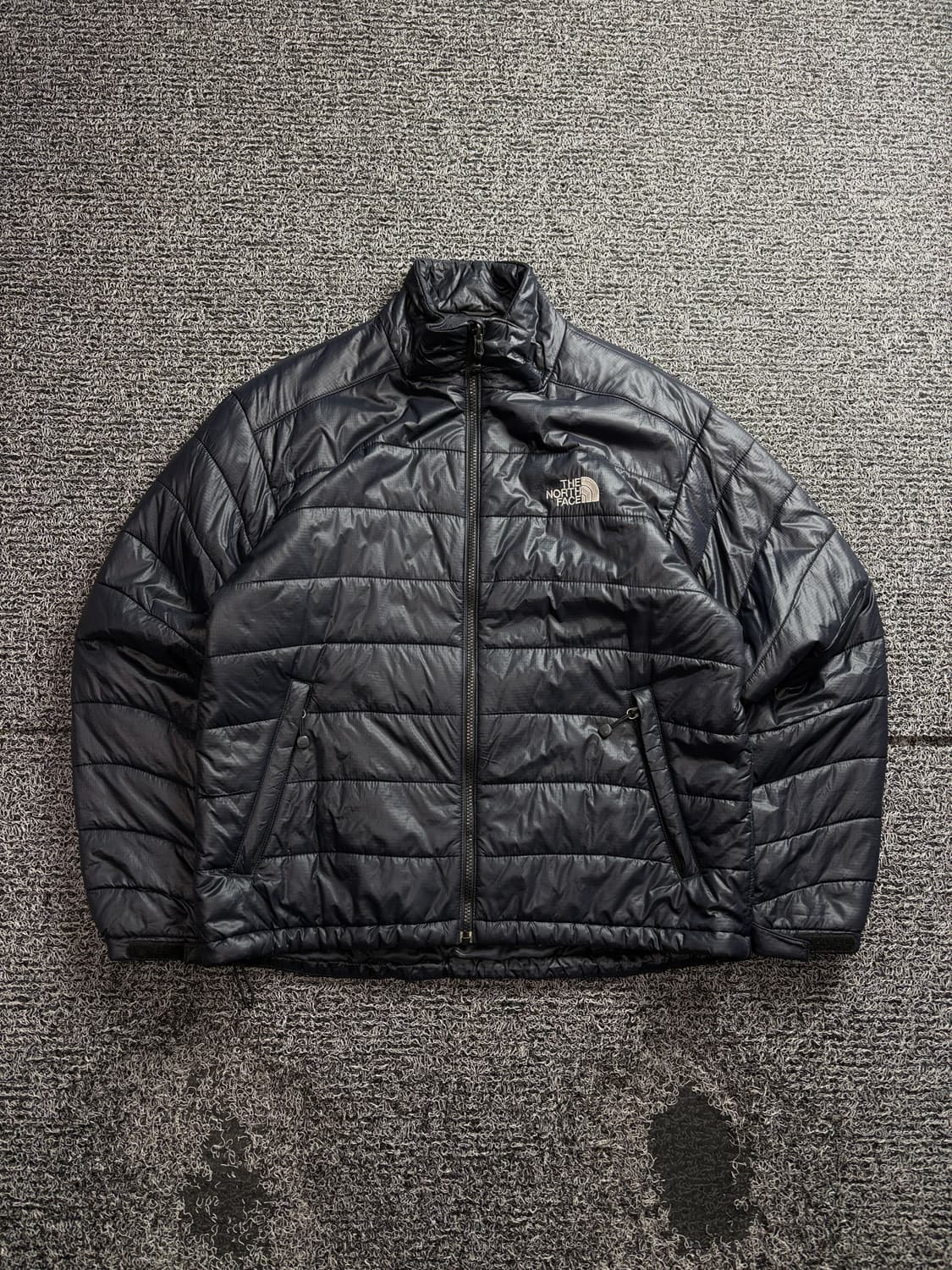 노스페이스 고프코어 마운틴 경량 다운 점퍼 3225 상품이미지2