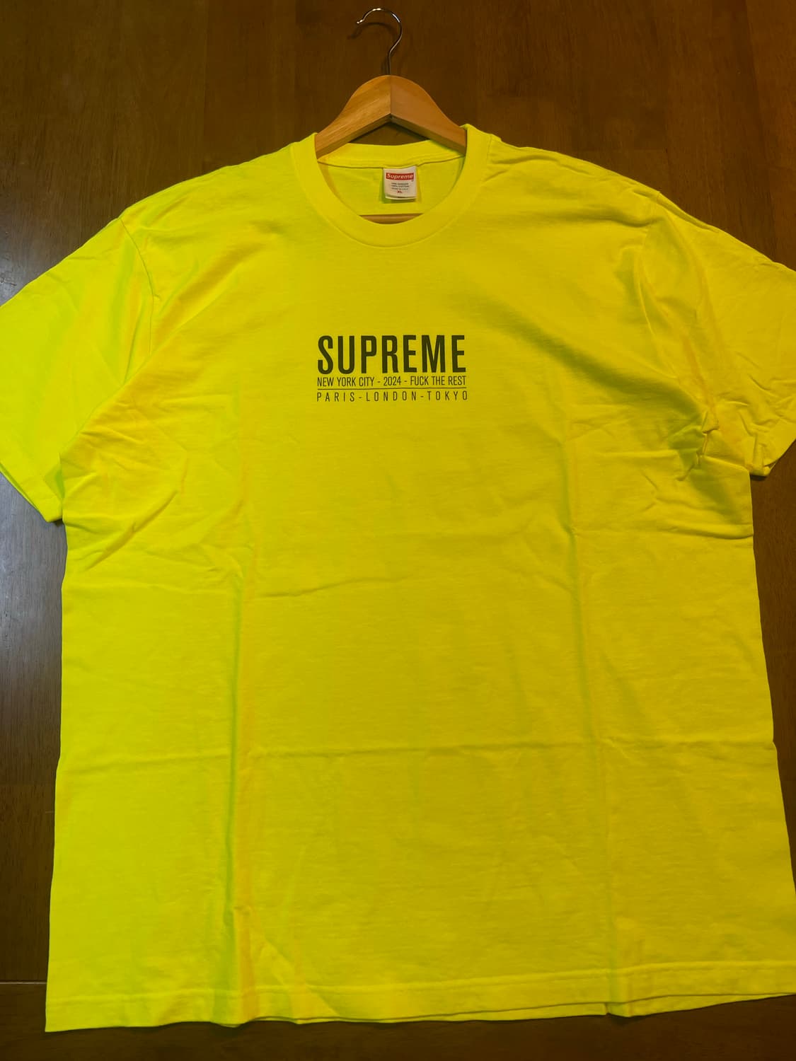 슈프림 파리 티셔츠 형광 XL 상품이미지1