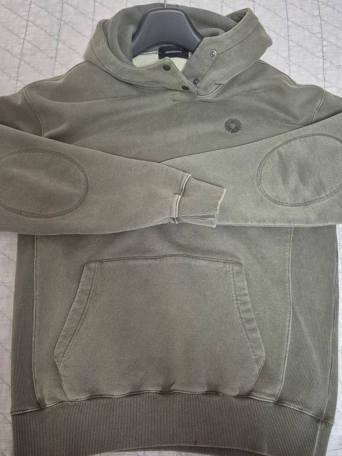 999휴머니티 후드티 상품이미지1