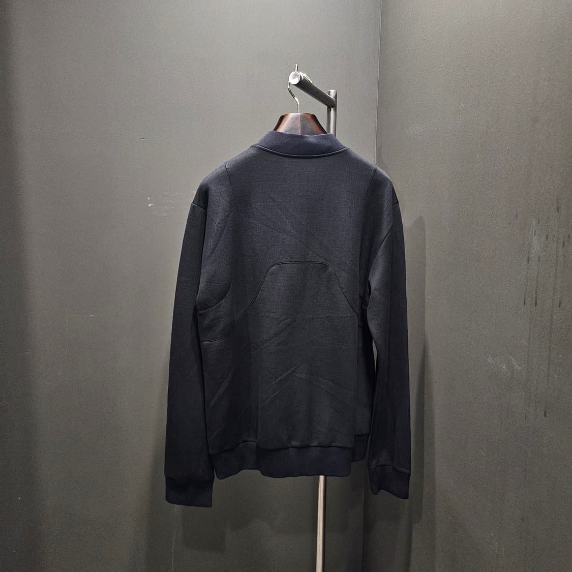 루이비통 버질아블로 라이트 ZIP 봄버 자켓 상품이미지3