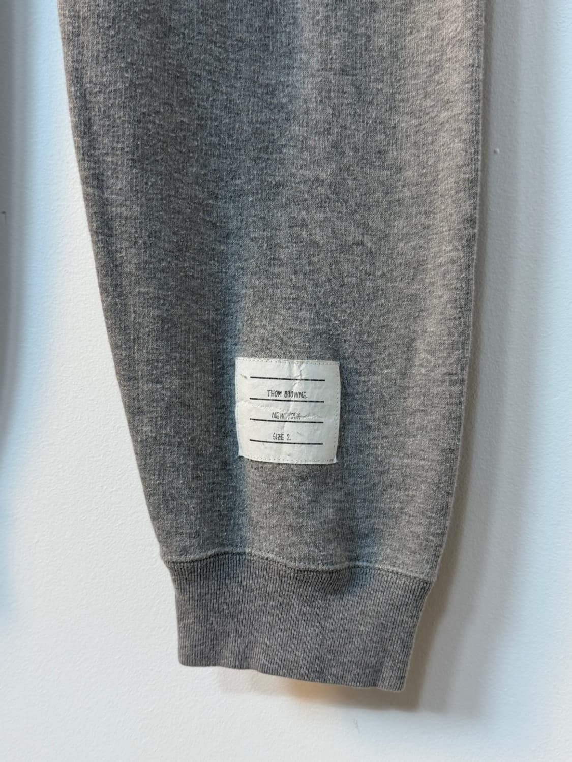 톰브라운 4바 스웨트 팬츠 상품이미지5