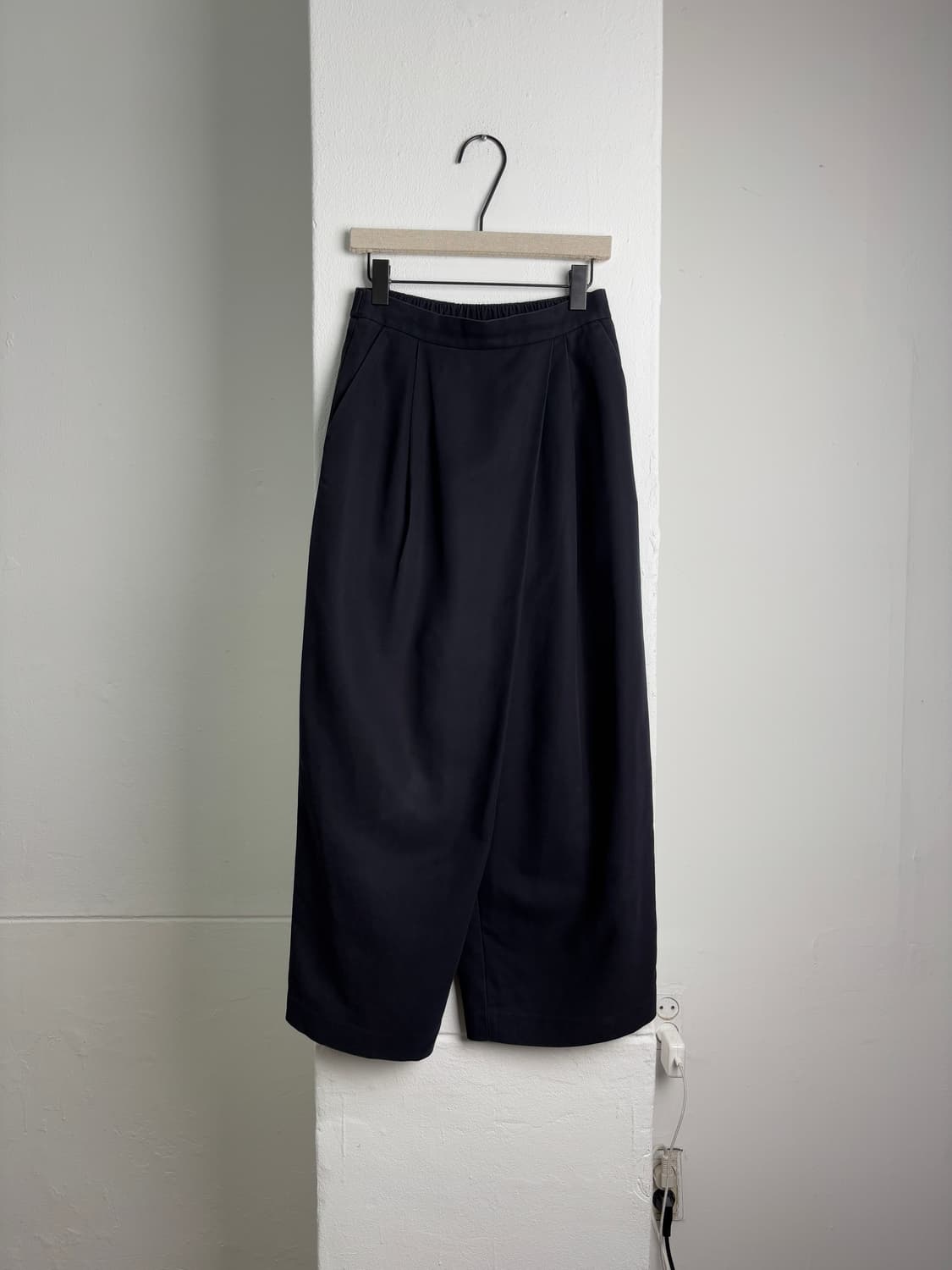 ENFOLD Navy Cotton pants 상품이미지1