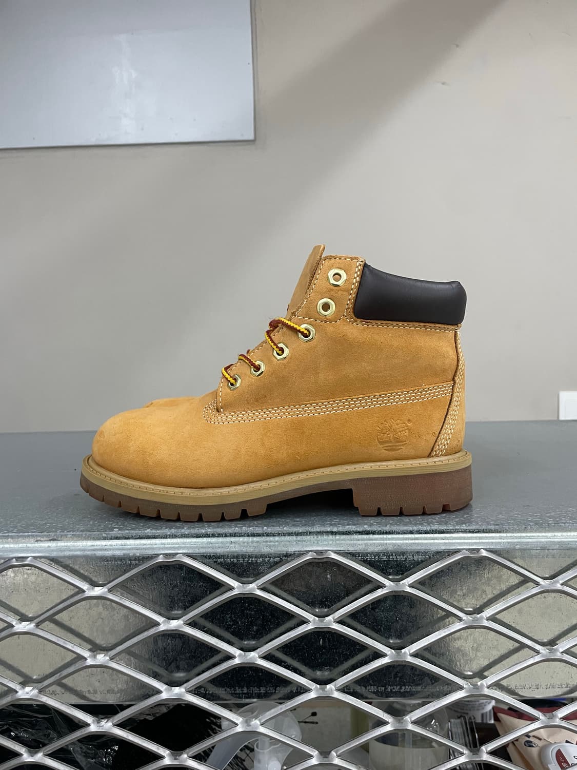 팀버랜드 6인치 프리미엄 부츠 210 상품이미지1